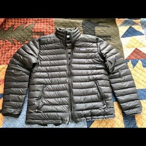 Men’s Large Black Patagonia Down Sweater Jacket